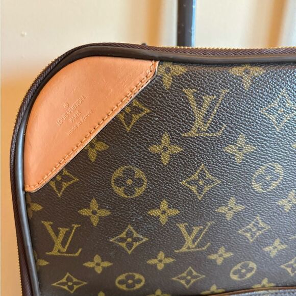 Authentic Louis Vuitton pegase 55 monogram suitcase carry on - Picture 2 of 9